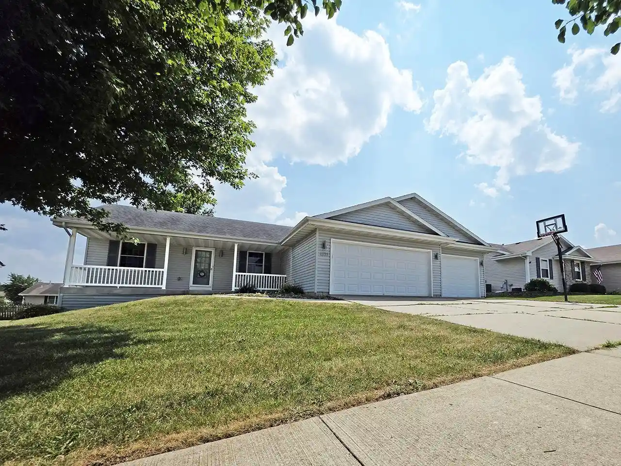 1st image of 4633 Overlook Dr Dr, Milton, WI 53563 | MLS# 2028812