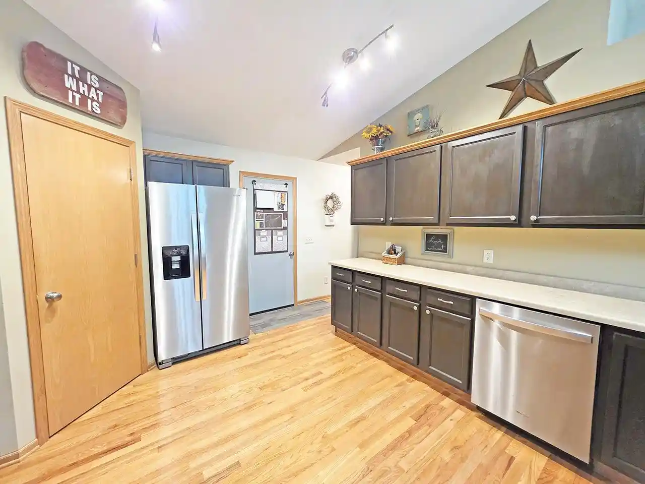 5th image of 4633 Overlook Dr Dr, Milton, WI 53563 | MLS# 2028812