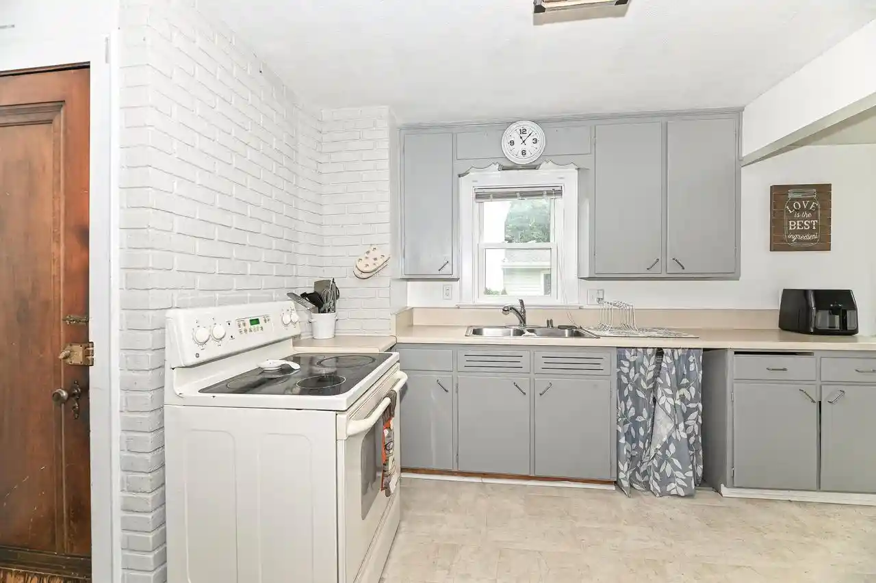 Photo 3 of Single family home for sale at 1610 Manchester Street Street, Beloit, WI 53511 | MLS# 1973230 | Listing updated on 2026-08-18