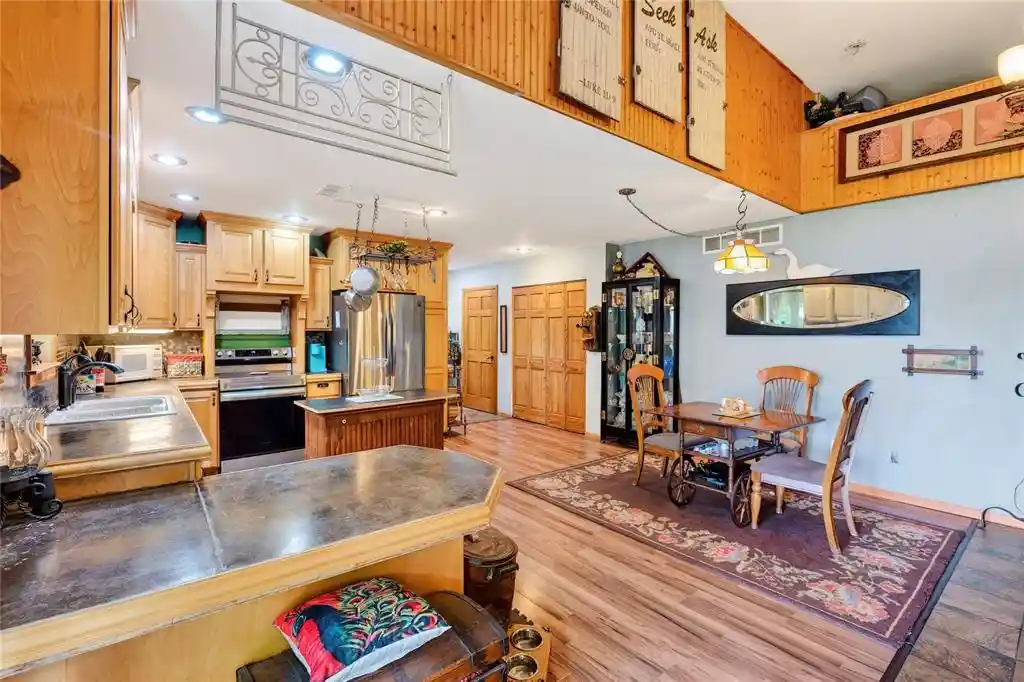 37th image of 318 Wennenberg Shore Dr Dr, Shell Lake, WI 54871 | MLS# 1603523