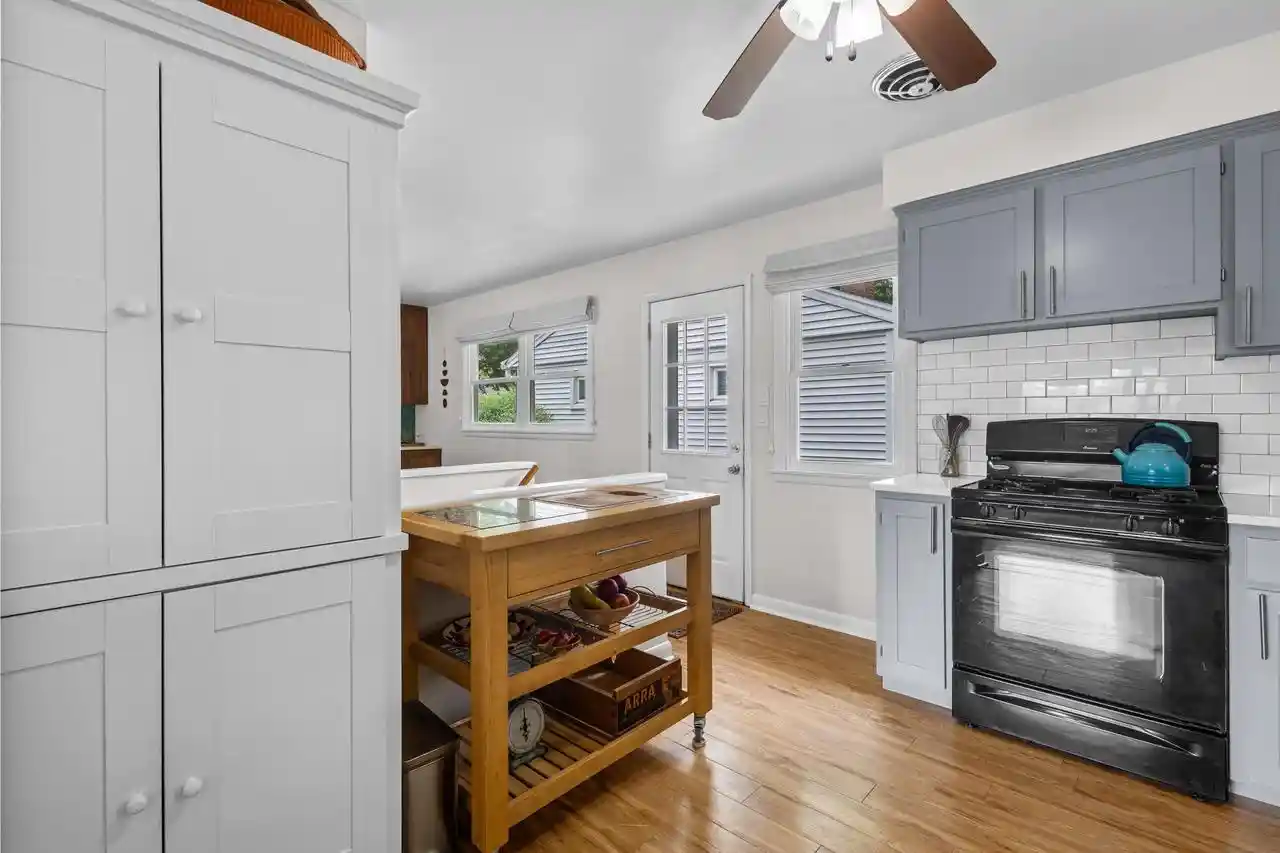 2nd image of 110 Buckingham Lane Lane, Madison, WI 53714 | MLS# 2028814