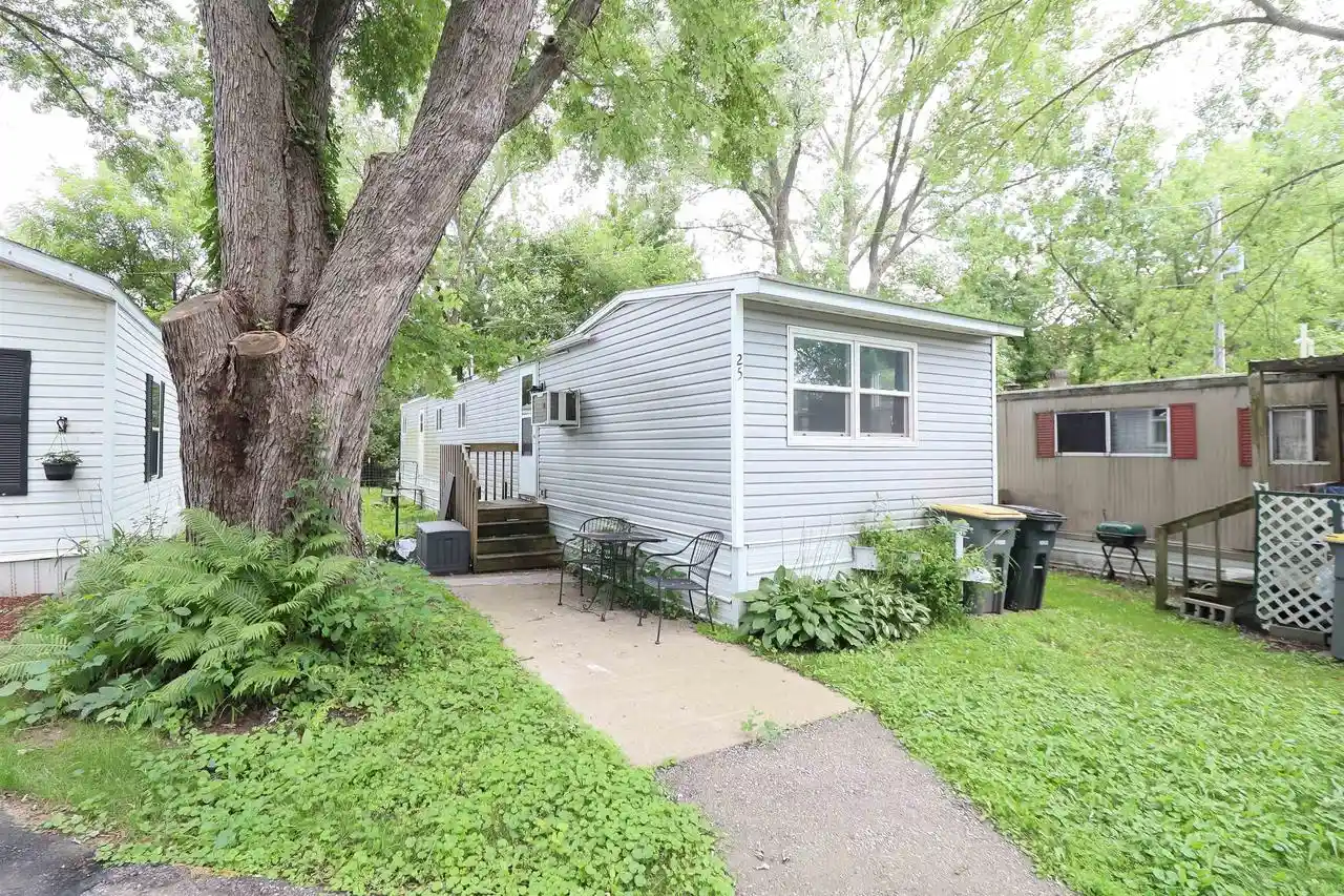 1st image of W5631 State Rd 33 Road Road #25, La Crosse, WI 54601 | MLS# 2028818