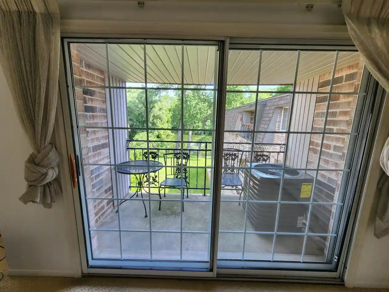 Listing Photo 4 - Condo for sale in building located at 1730 W Grn Tree Rd Rd, Glendale, WI 53209 - Unit #305