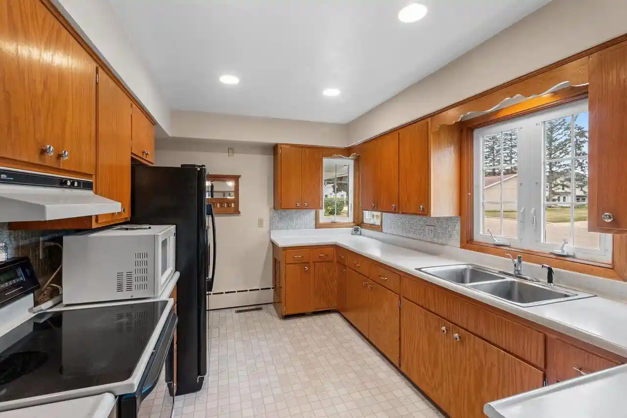 3rd image of 815 Dayton Street Street, Mayville, WI 53050 | MLS# 50329736