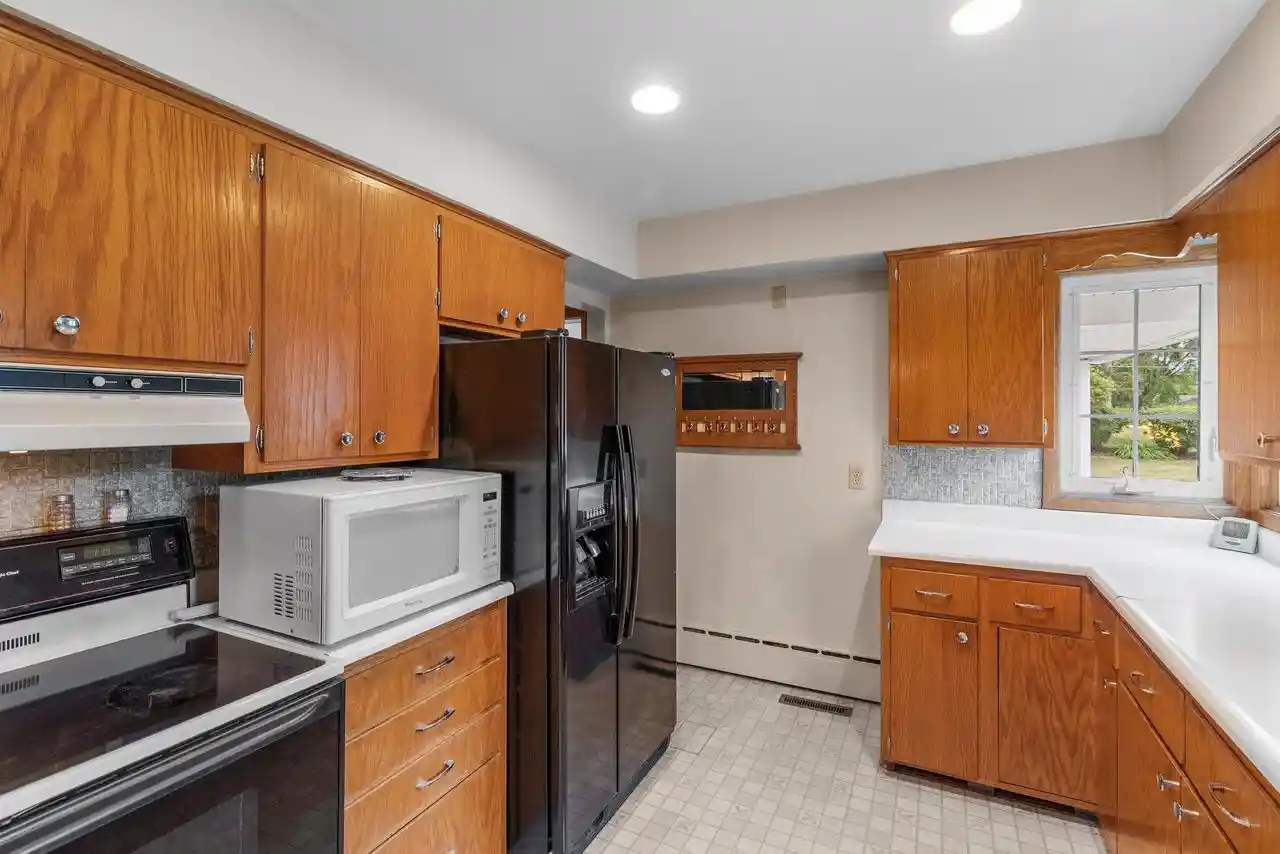 5th image of 815 Dayton Street Street, Mayville, WI 53050 | MLS# 50329736