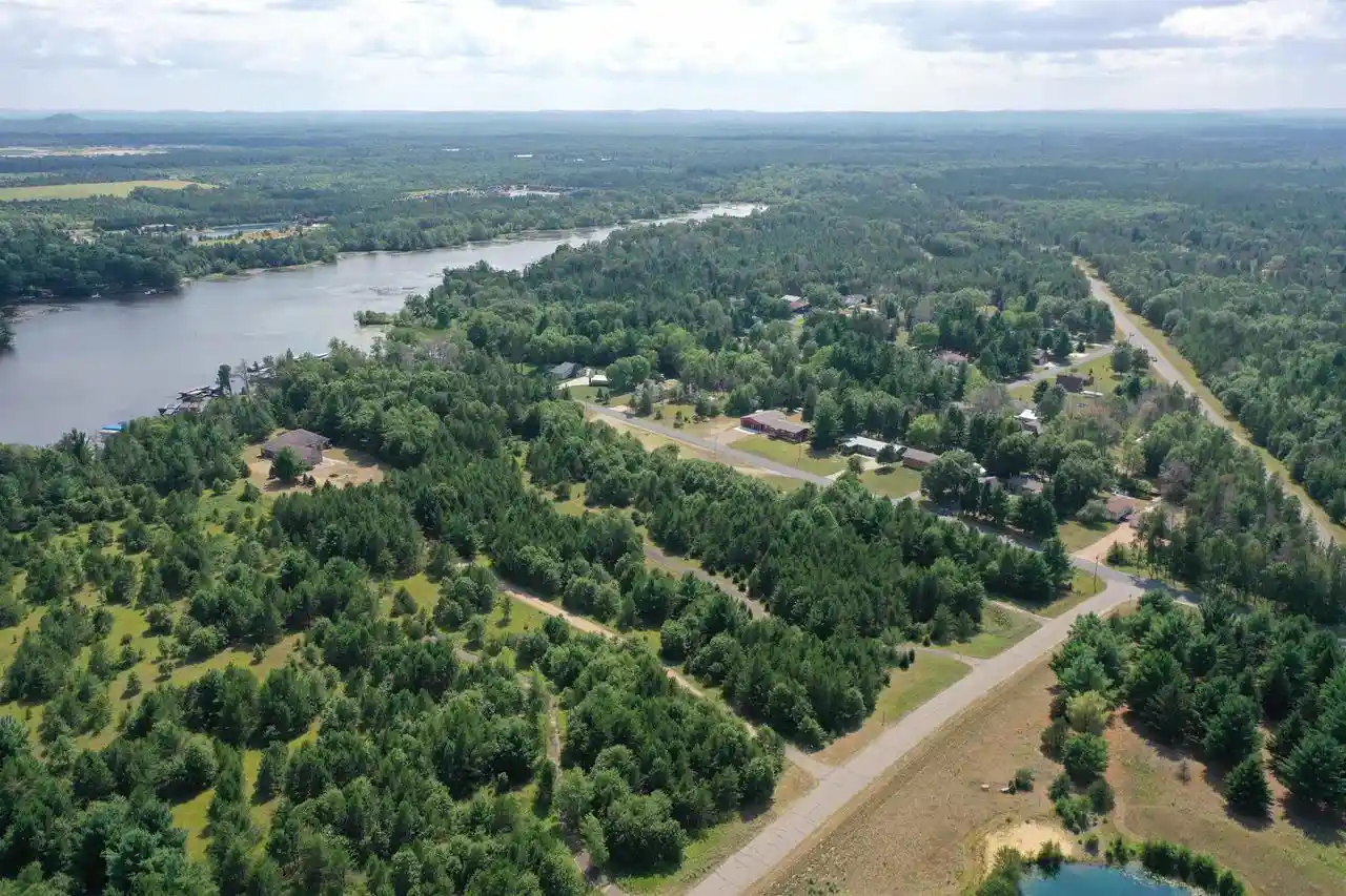 4th image of W5625 North Shore Dr, New Lisbon, WI 53950 | MLS# 2028827