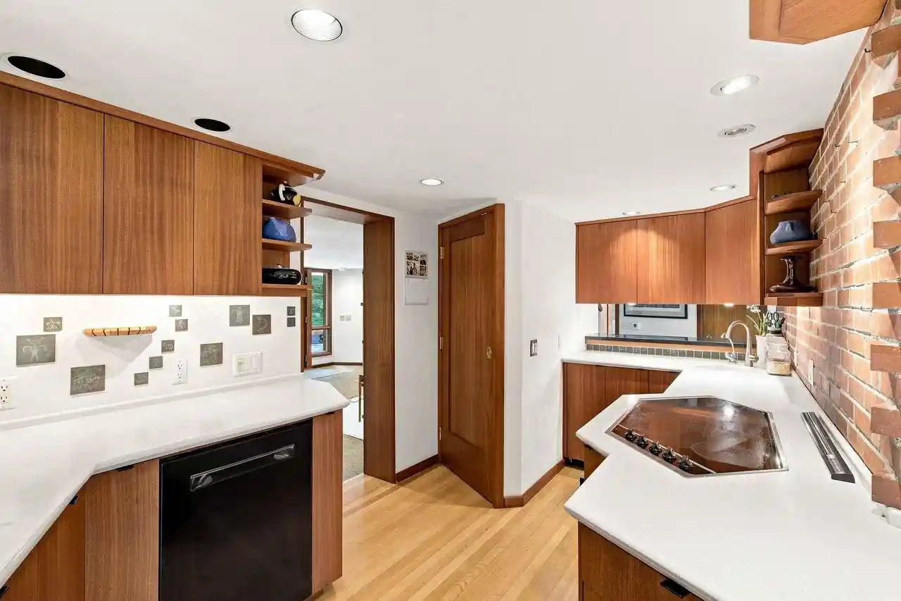 Photo 4 of Sale Pending at 1003 Oak Way Way, Madison, WI 53705 | MLS# 2028828 | Listing updated on 2026-08-18
