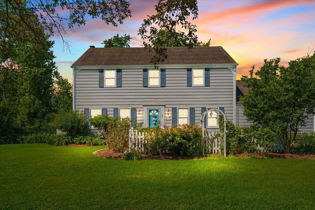 1st image of 11645 N Hillside Lane Lane, Mequon, WI 53092 | MLS# 1973251