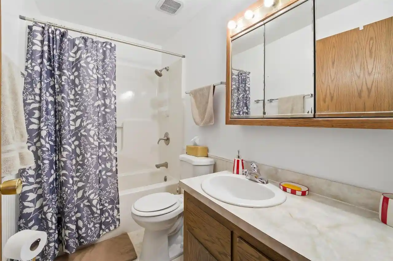 Photo 4 of Single family home for sale at 1928 S Lawe Street Street, Appleton, WI 54915 | MLS# 50329734 | Listing updated on 2026-08-03