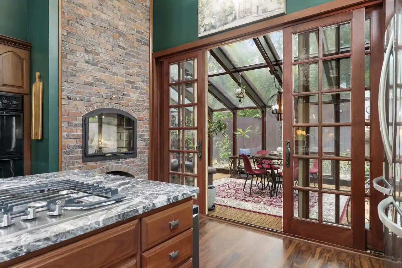 2nd image of 1555 Crescent Hills Dr Dr, La Crescent, MN 55947 | MLS# 1973277