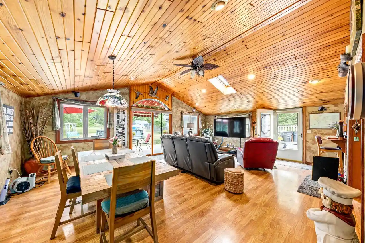 4th image of 3650 S Wollmer Road Road, Milwaukee, WI 53228 | MLS# 1973285