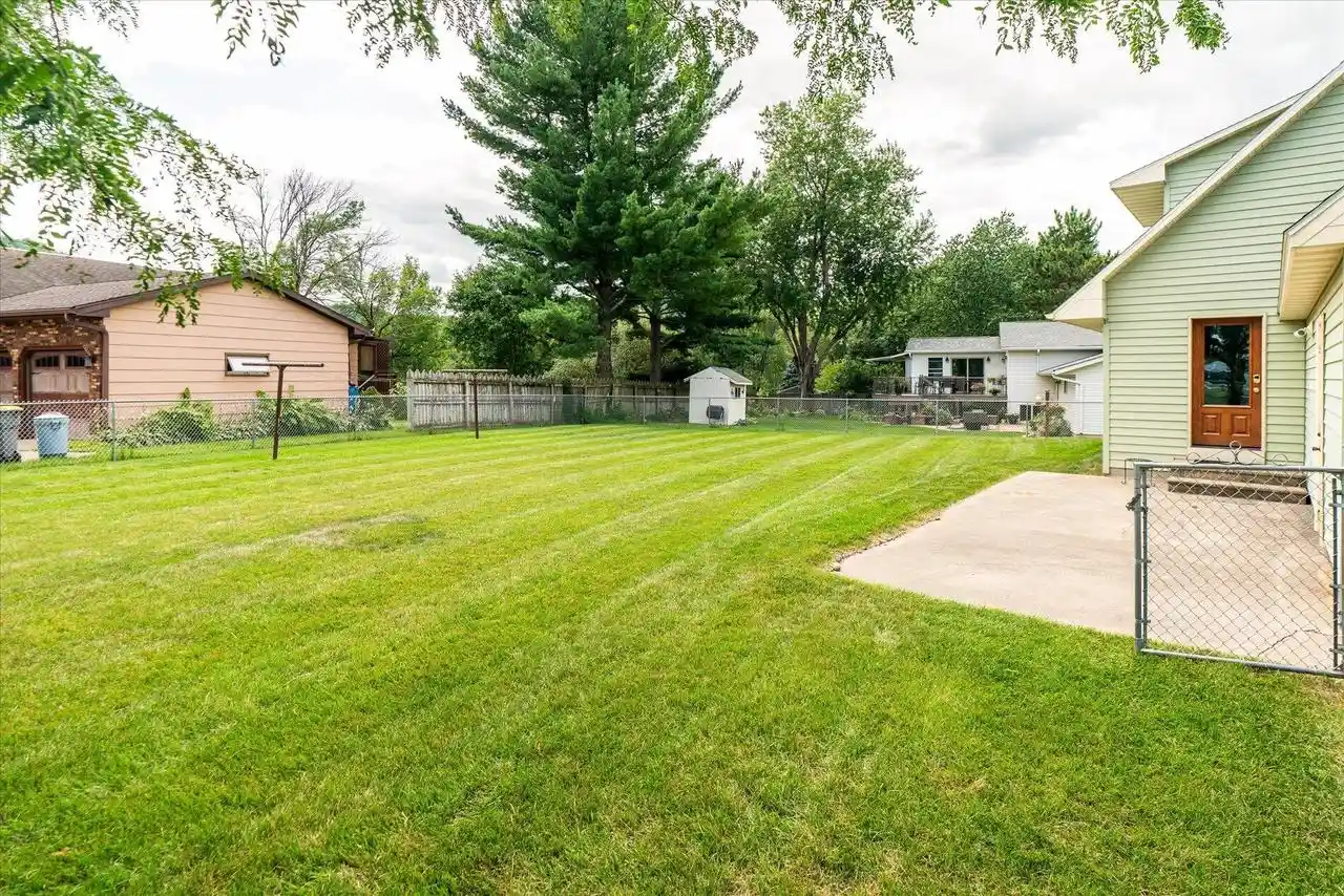 5th image of 1430 Willow Street Street, La Crescent, MN 55947 | MLS# 1973308