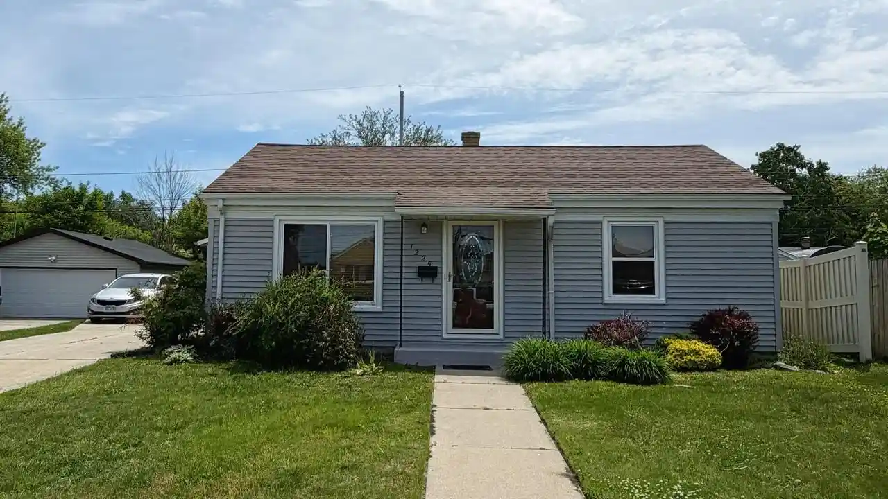 Photo 1 of Single family home for sale at 1225 Lombard Avenue Avenue, Racine, WI 53402 | MLS# 1973317 | Listing updated on 2026-07-31
