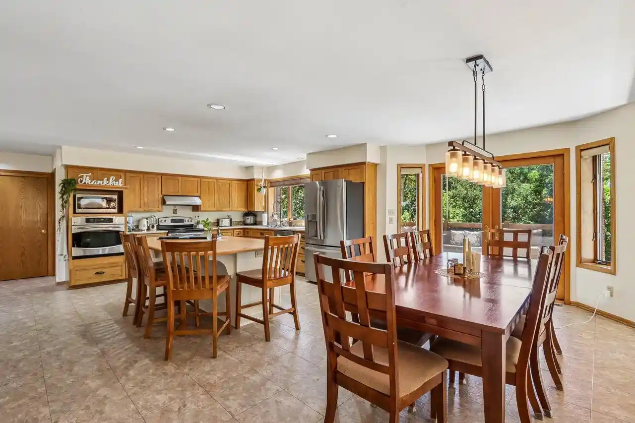 2nd image of 803 Knollwood Court Court, Waukesha, WI 53188 | MLS# 1973321