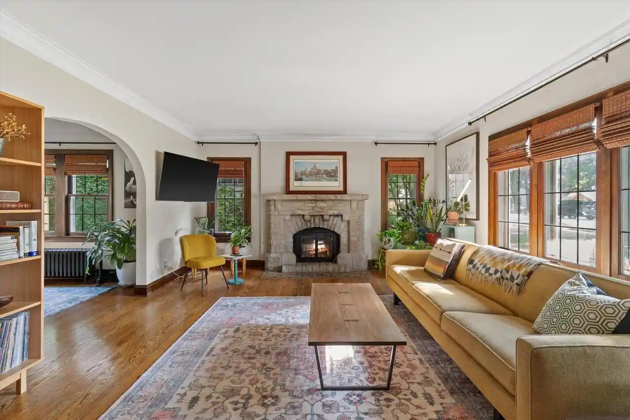 3rd image of 4914 N Woodburn Street Street, Milwaukee, WI 53217 | MLS# 1973324