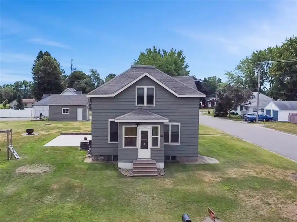 1st image of 1305 Warren Street Street, Chippewa Falls, WI 54729 | MLS# 1603563