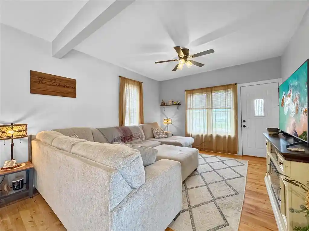 2nd image of 1305 Warren Street Street, Chippewa Falls, WI 54729 | MLS# 1603563