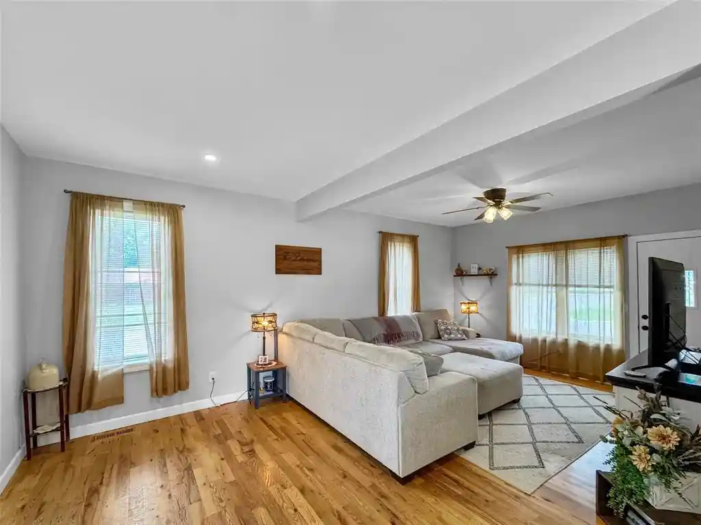 3rd image of 1305 Warren Street Street, Chippewa Falls, WI 54729 | MLS# 1603563