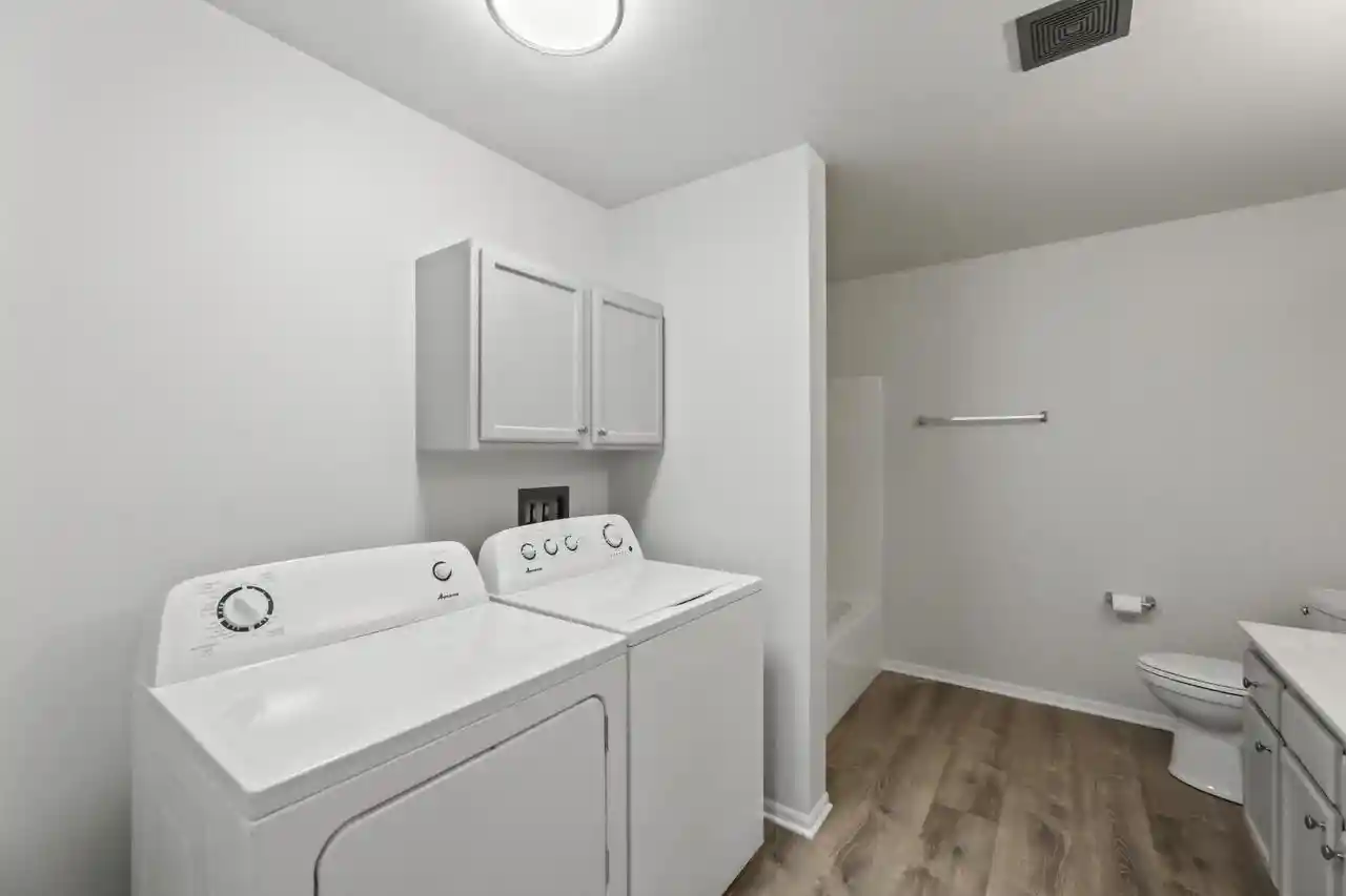 Listing Photo 5 - Condo for sale in building located at W1064 Marietta Ave Ave, Ixonia, WI 53036 - Unit #214