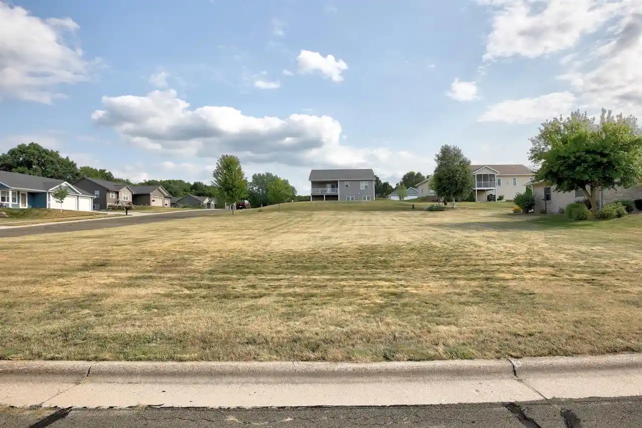 1st image of 330 Valley View Dr Dr, Rio, WI 53960 | MLS# 2028864