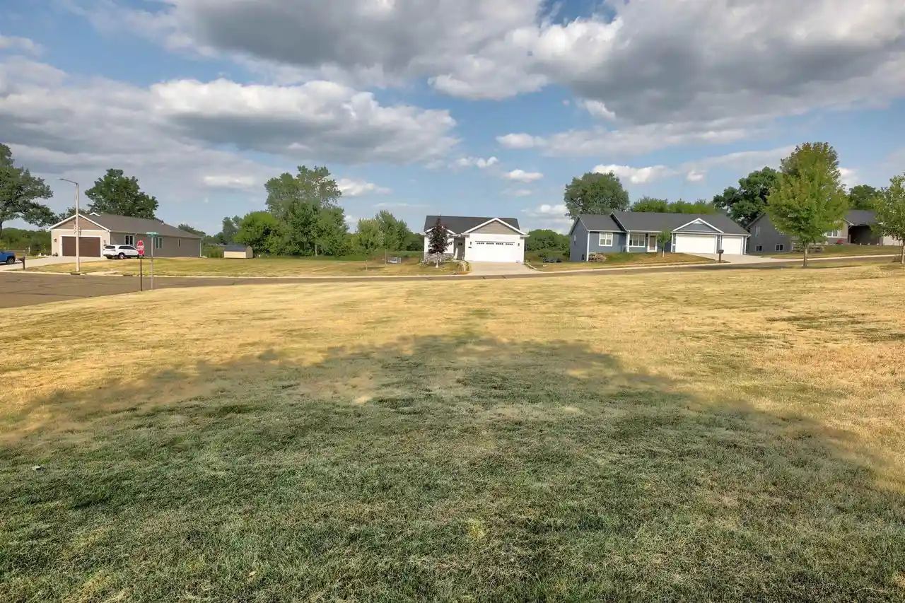9th image of 330 Valley View Dr Dr, Rio, WI 53960 | MLS# 2028864