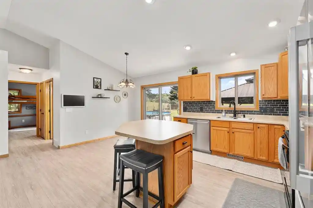 4th image of 403 Brookshire Court Court, Altoona, WI 54720 | MLS# 1603524