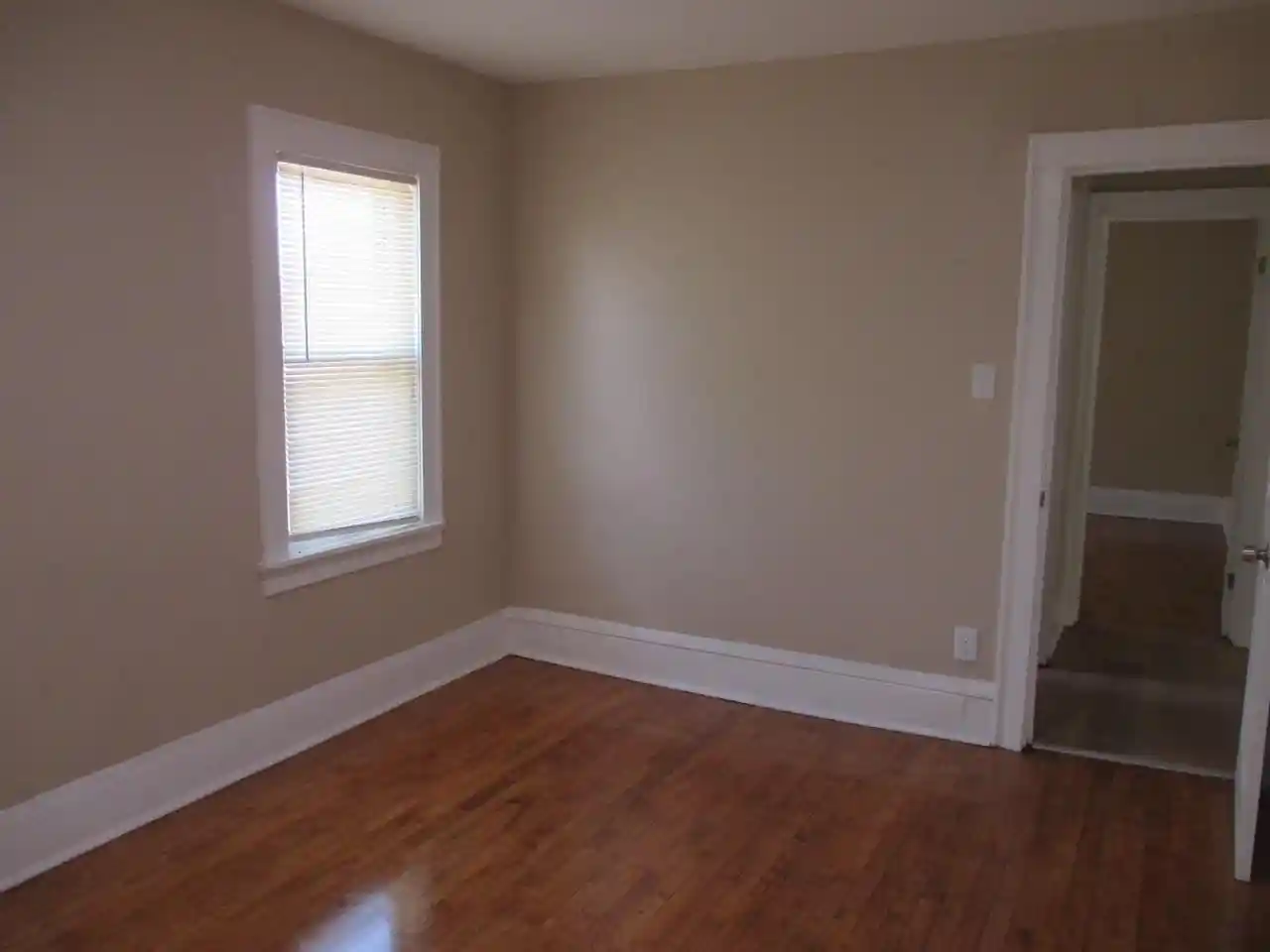 Photo 2 of Sale Pending at 1925 N 27th Street Street #1927, Milwaukee, WI 53208 | MLS# 1973340 | Listing updated on 2026-08-24