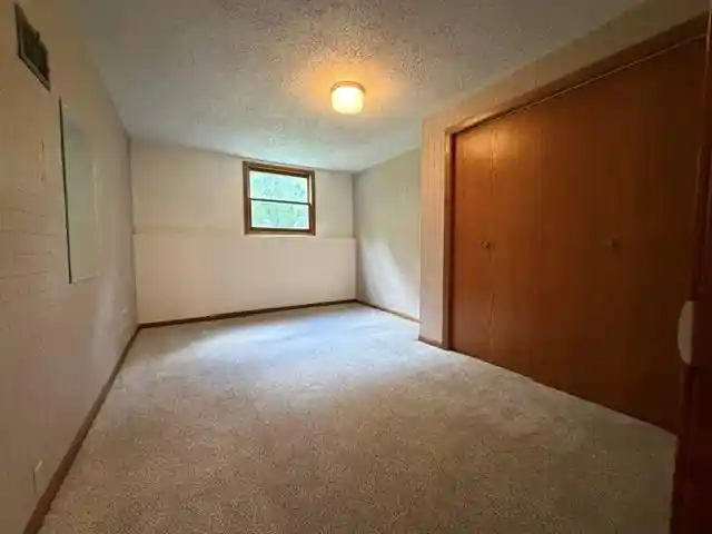 4th image of 5880 Crocus Lane Lane, Eau Claire, WI 54701 | MLS# 1603594