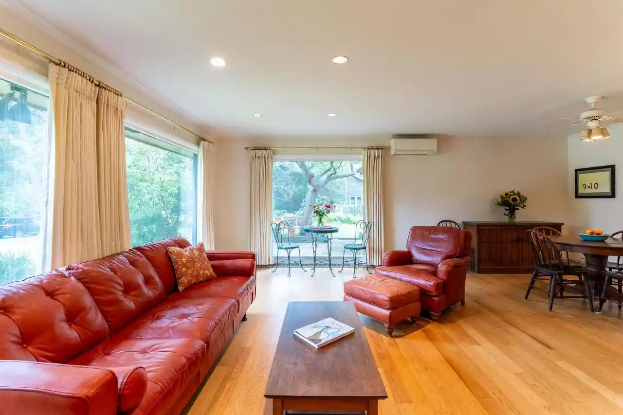 2nd image of 25 Hiawatha Circle Circle, Madison, WI 53711 | MLS# 2028880