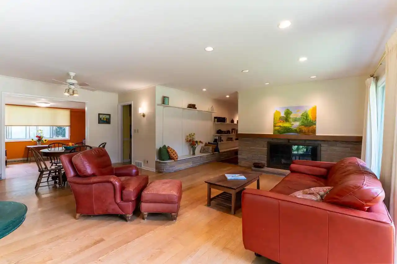 43rd image of 25 Hiawatha Circle Circle, Madison, WI 53711 | MLS# 2028880