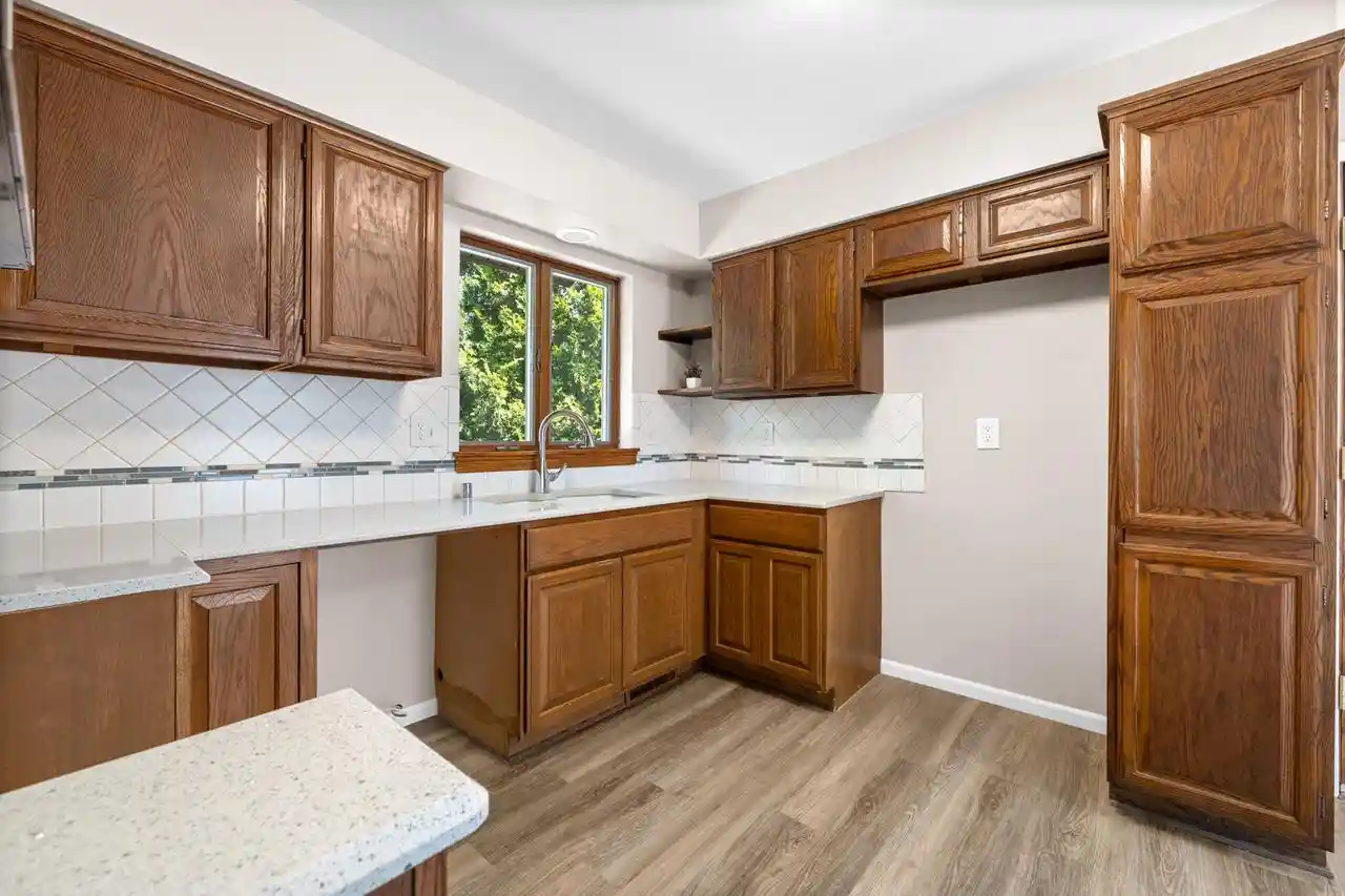 32nd image of 225 W Oak Street Street, Grafton, WI 53024 | MLS# 1973378