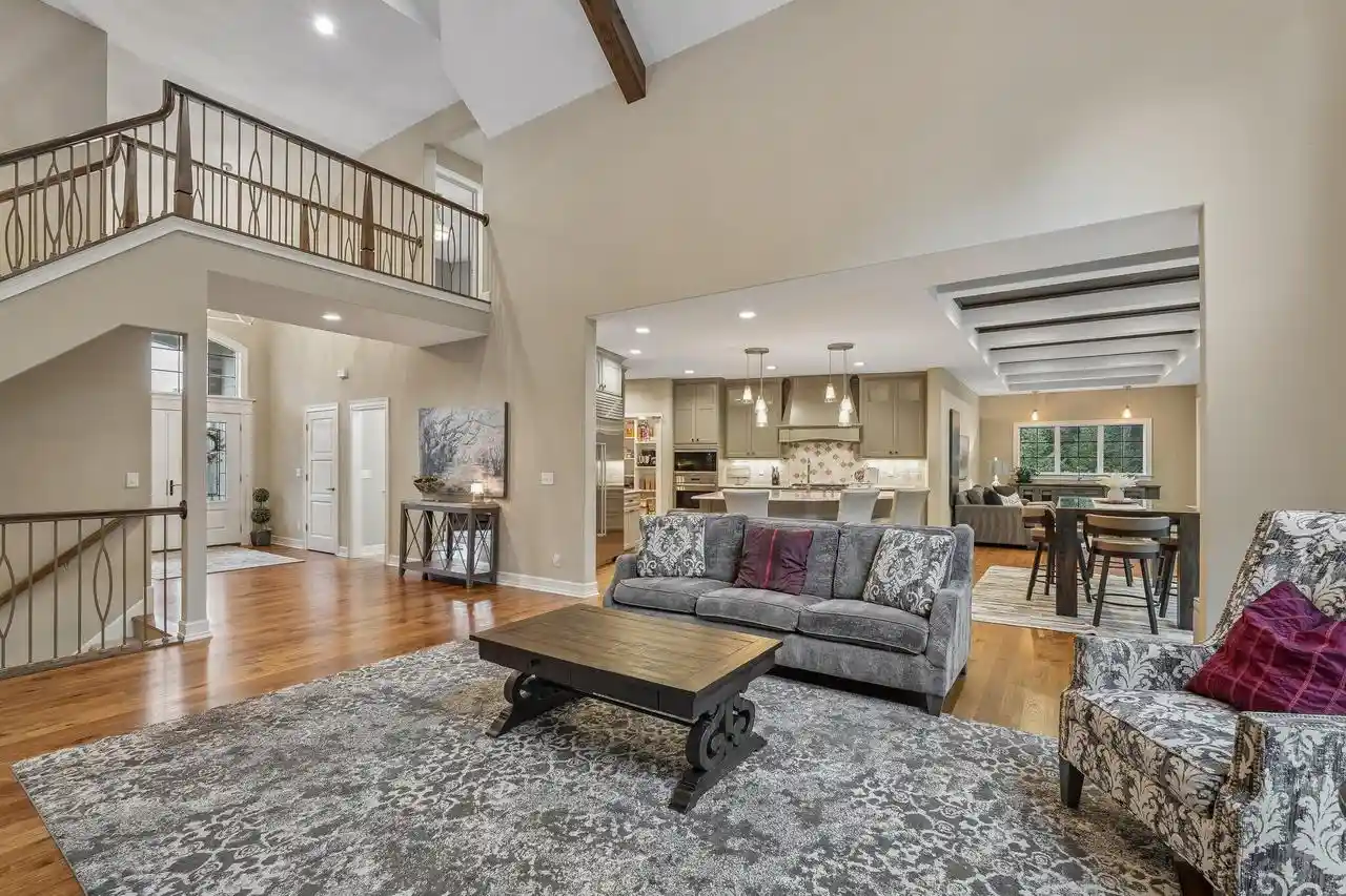 2nd image of 1646 Twisted Oak Court Court, Hartland, WI 53029 | MLS# 1973395