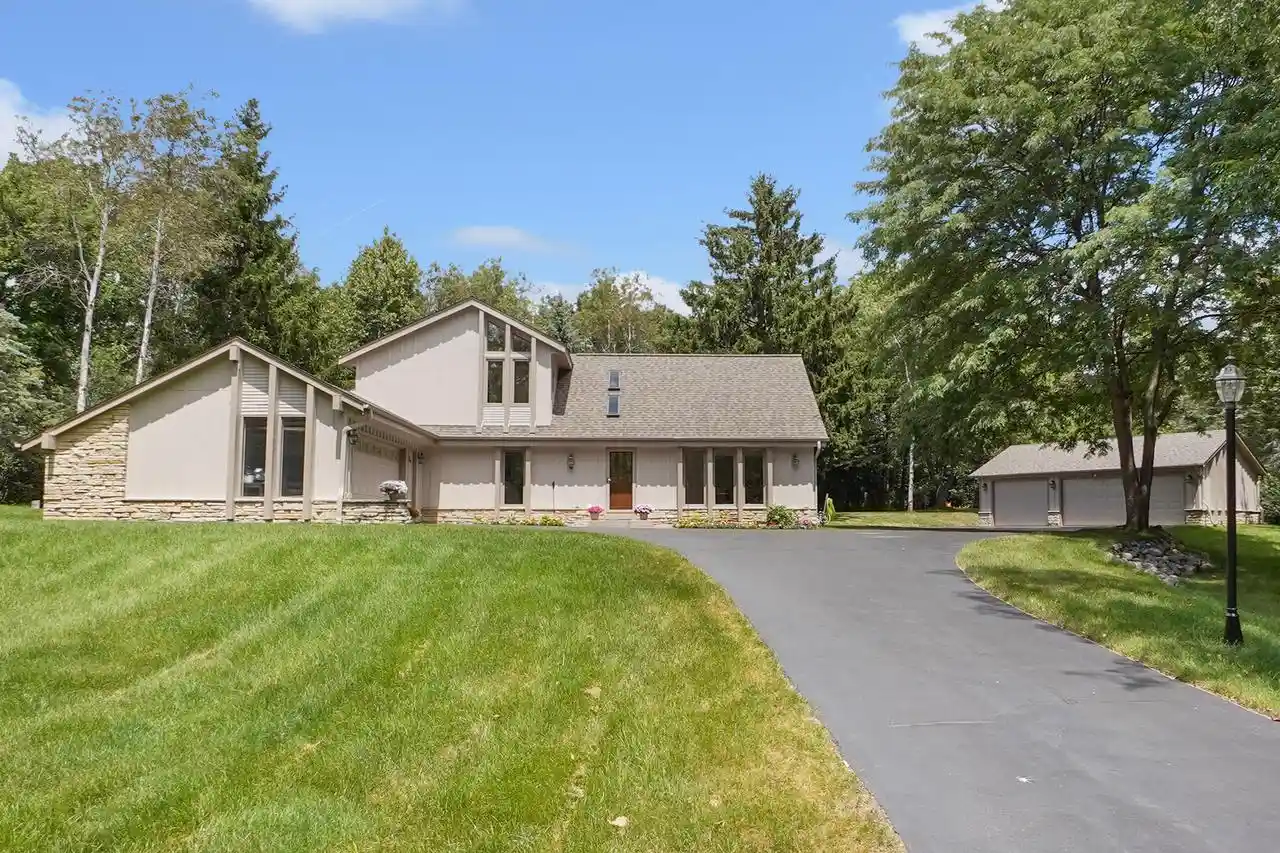 Photo 1 of Single family home for sale at N11w31116 Bunker Hill Trail Trail, Delafield, WI 53018 | MLS# 1973402 | Listing updated on 2026-08-28