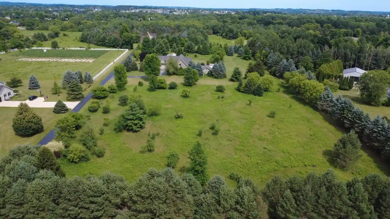 71st image of W287n8810 Center Oak Road Road, Hartland, WI 53029 | MLS# 1973404