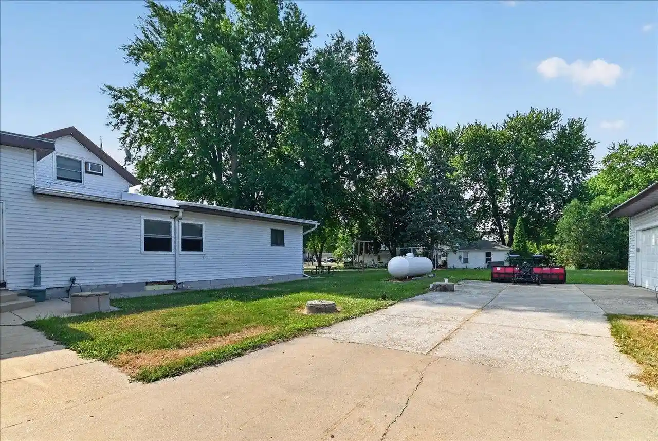 Photo 3 of Multi family home for sale at 7639 County Road N, Sun Prairie, WI 53590 | MLS# 2028914 | Listing updated on 2026-07-30