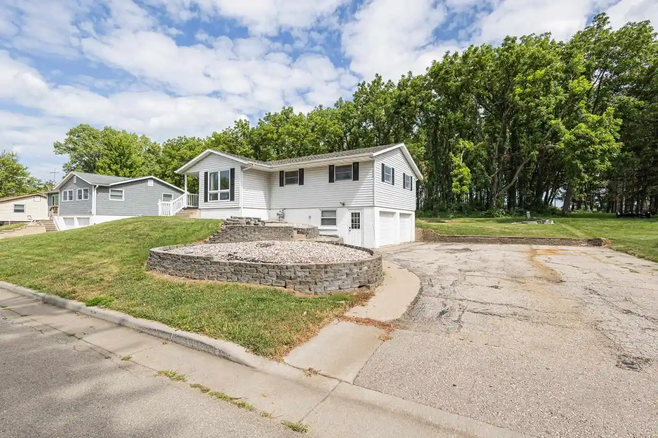 1st image of 1410 23rd Street Street, Hazel Green, WI 53811 | MLS# 2028920