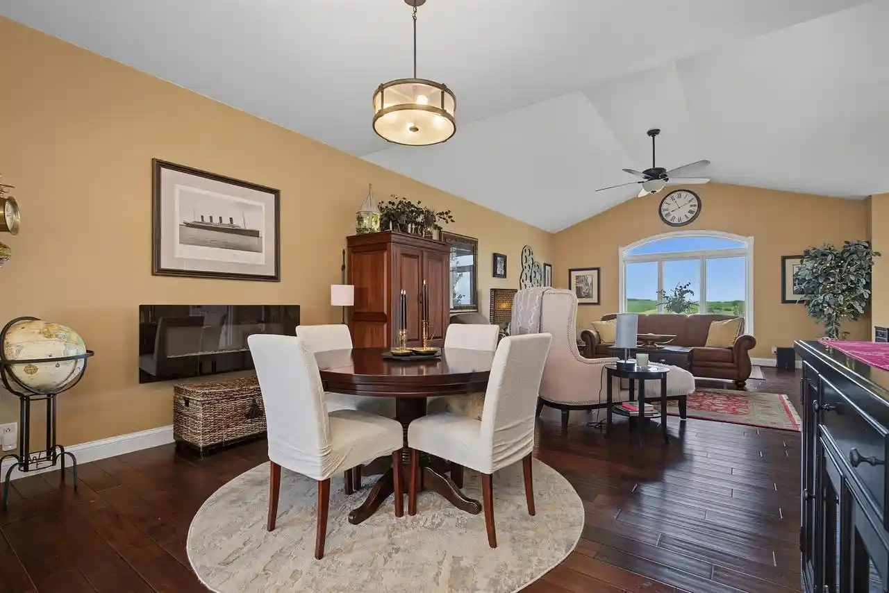 3rd image of 30193 Buncombe Road Road, Hazel Green, WI 53811 | MLS# 2028921