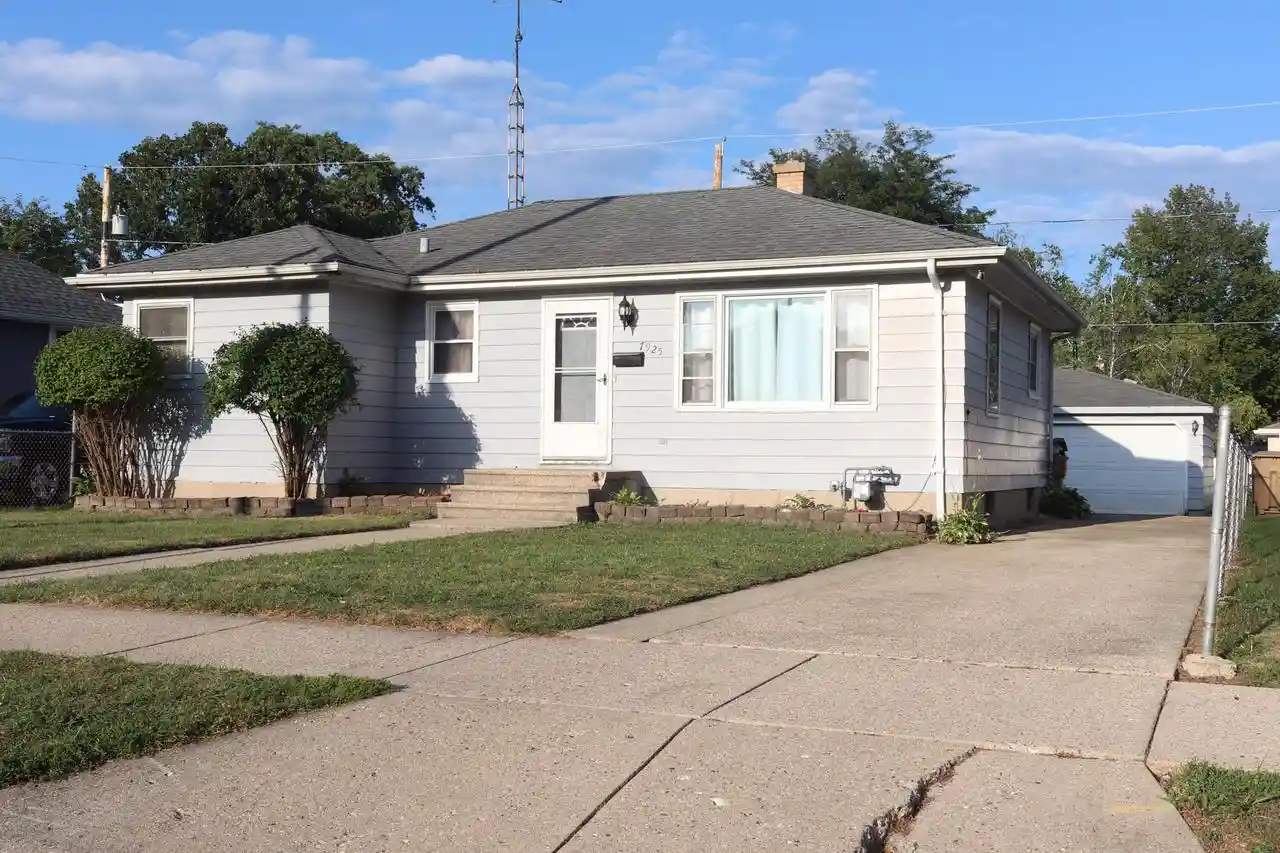 1st image of 7925 45th Avenue Avenue, Kenosha, WI 53142 | MLS# 1973413