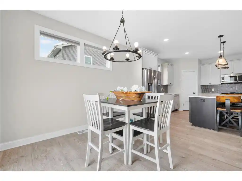 5th image of 490 Elizabeth Way Way, Hudson, WI 54016 | MLS# 7090485