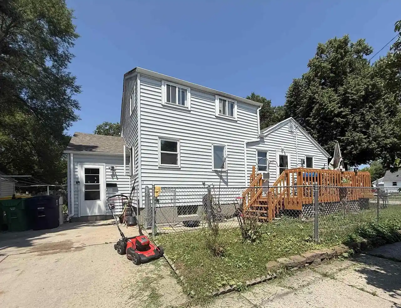 Photo 1 of Single family home for sale at 1031 Clay Street Street, Green Bay, WI 54302 | MLS# 50329765 | Listing updated on 2026-08-04