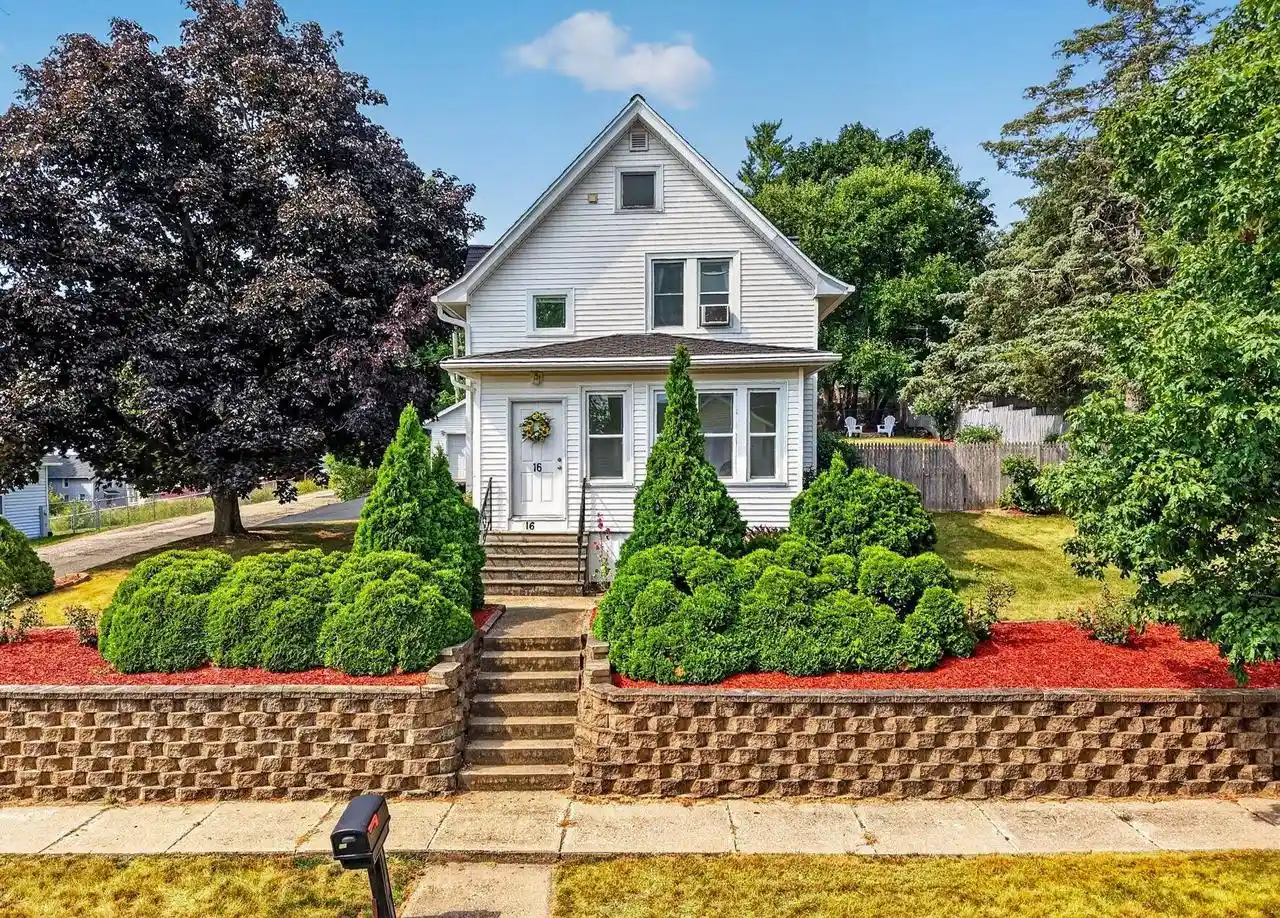 Photo 1 of Single family home for sale at 16 Legreid Street Street, Deerfield, WI 53531 | MLS# 2028932 | Listing updated on 2026-10-07