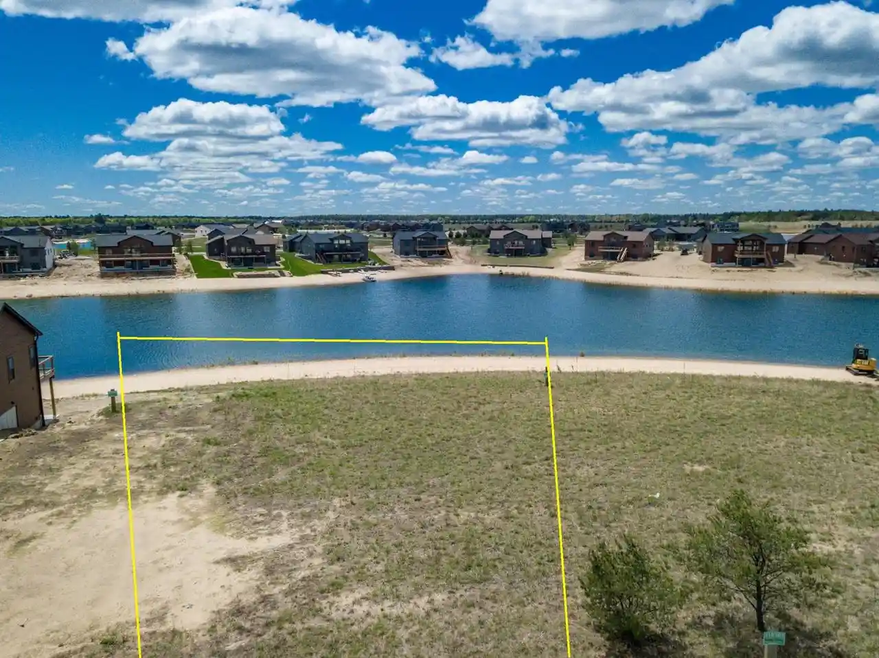 39th image of N8866 Fish Camp Circle Circle, New Lisbon, WI 53950 | MLS# 2028933