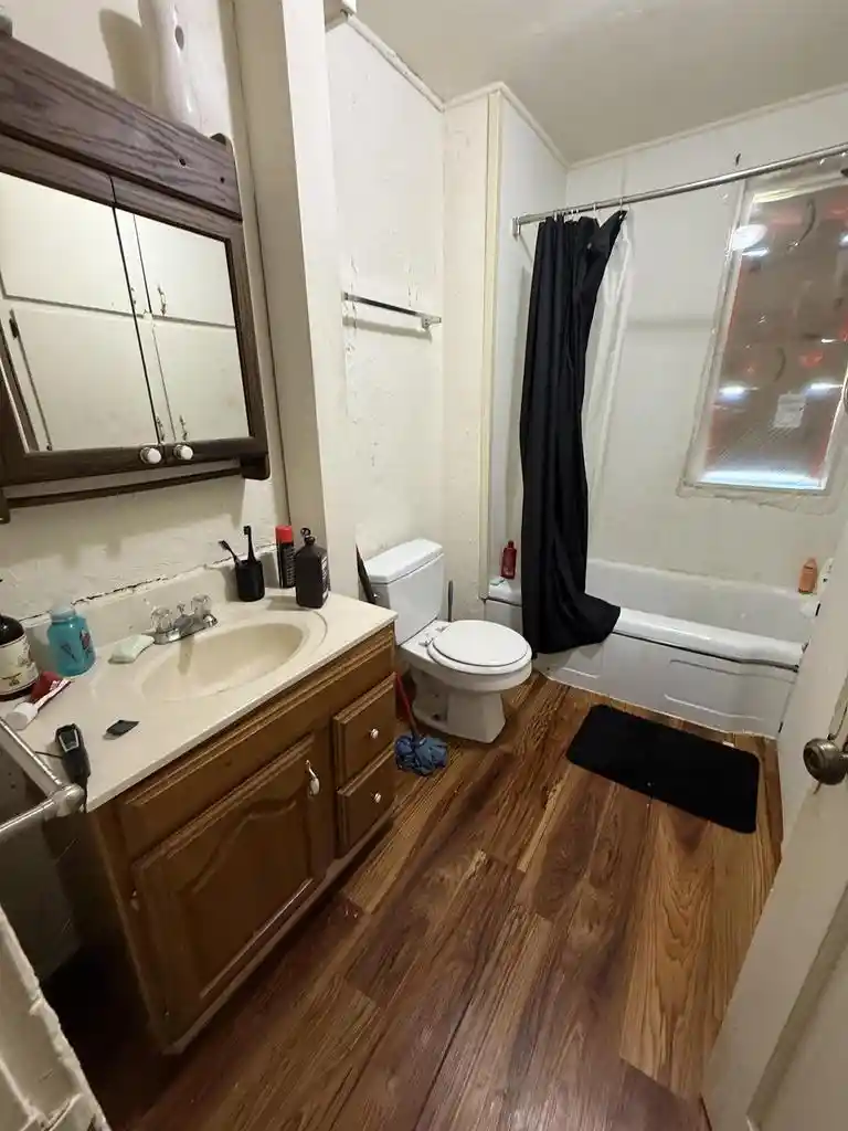 2nd image of 911 Smith Street Street, Green Bay, WI 54302 | MLS# 50329775