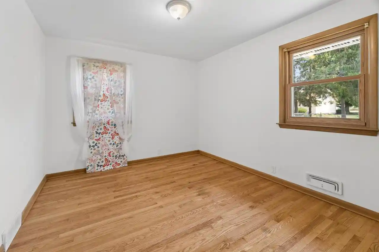 2nd image of 122 Fanna Street Street, Fond Du Lac, WI 54935 | MLS# 50329773
