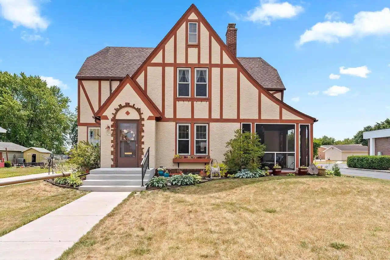 1st image of 421 Manitowoc Street Street, Reedsville, WI 54230 | MLS# 1973425