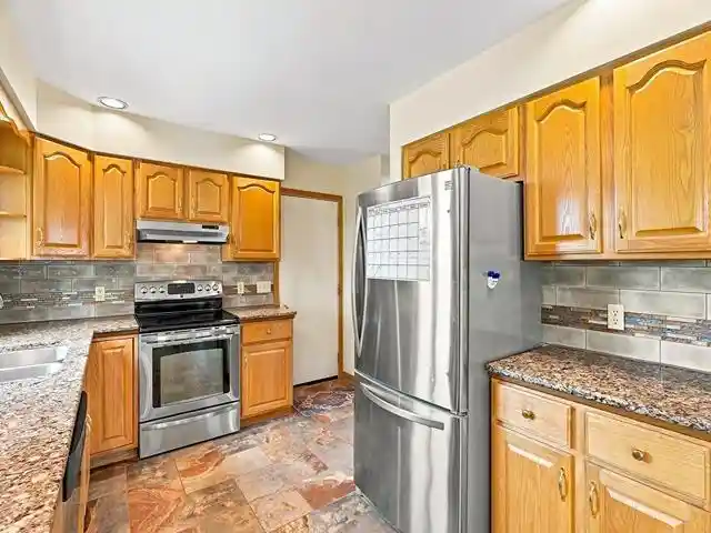 Photo 4 of Single family home for sale at 1213 W Jefferson Street Street, Marshfield, WI 54449 | MLS# 22603545 | Listing updated on 2026-09-03