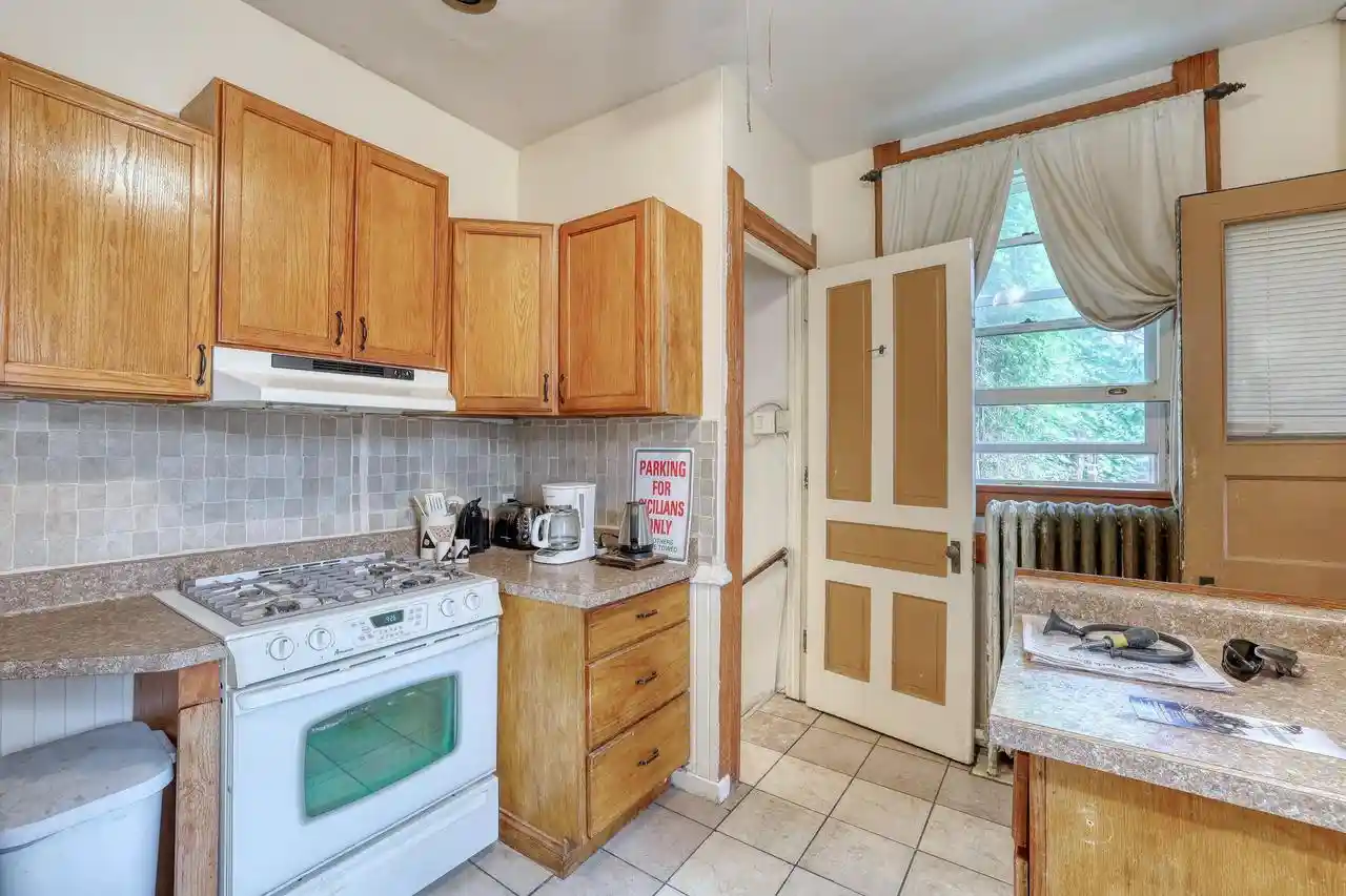 Photo 3 of Single family home for sale at 546 N 32nd Street Street, Milwaukee, WI 53208 | MLS# 1973436 | Listing updated on 2026-09-08