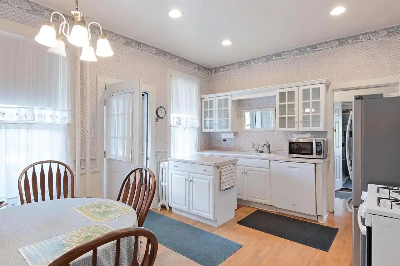 4th image of 910 Cherry Street Street, Green Bay, WI 54301 | MLS# 50329798