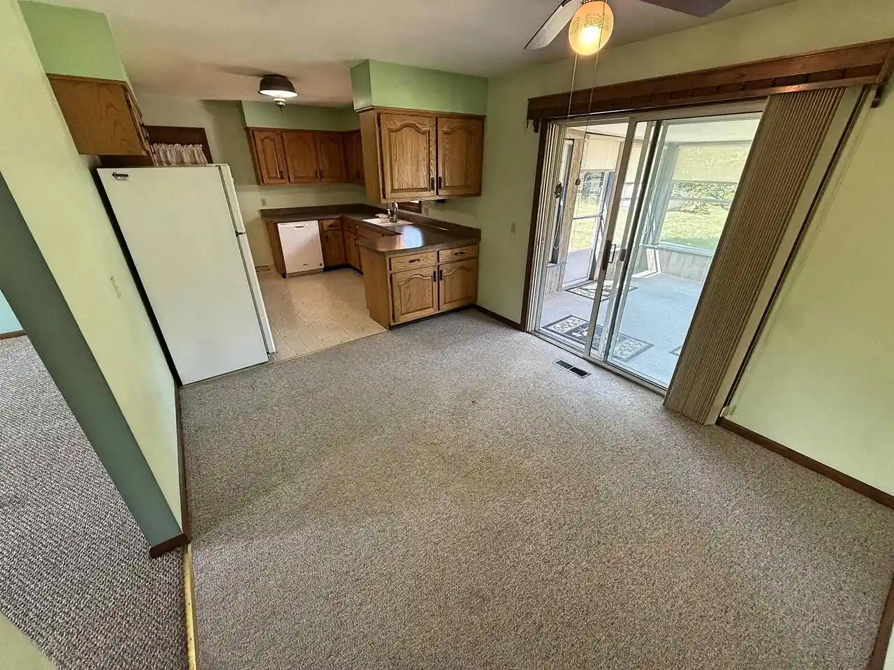 2nd image of 1429 N Pontiac Dr Dr, Janesville, WI 53545 | MLS# 2028950