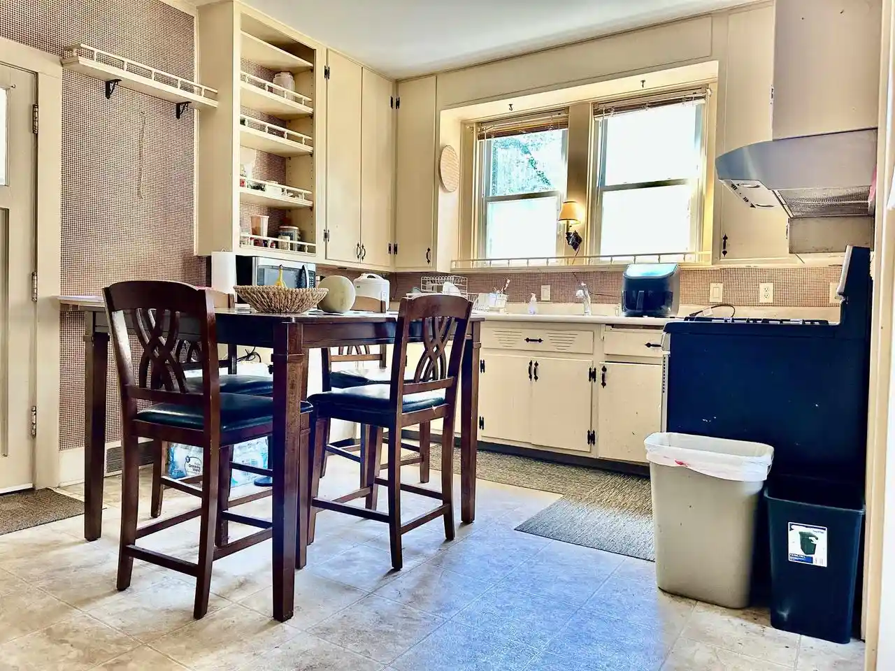 Photo 3 of Single family home for sale at 2721 Hall Avenue Avenue, Marinette, WI 54143 | MLS# 50329809 | Listing updated on 2026-09-27